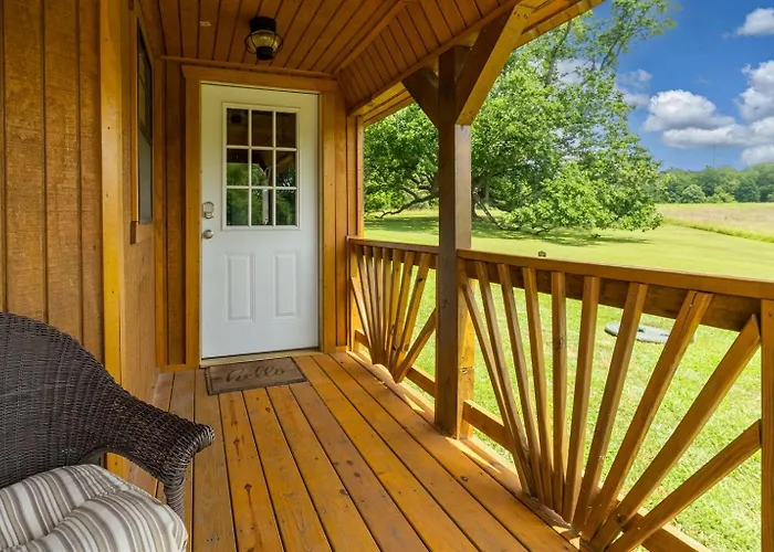 Firepit, Boat Parking & Giant Tulip Poplar Tree Creal Springs