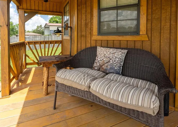 Firepit, Boat Parking & Giant Tulip Poplar Tree * Creal Springs