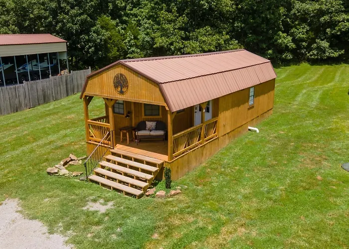 Casa vacanze Firepit, Boat Parking & Giant Tulip Poplar Tree